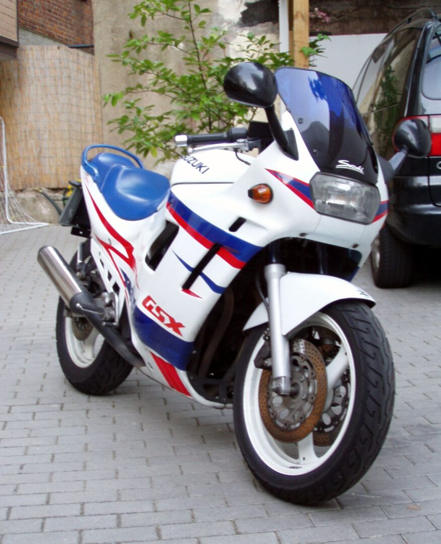 Suzuki GSX 600 F 